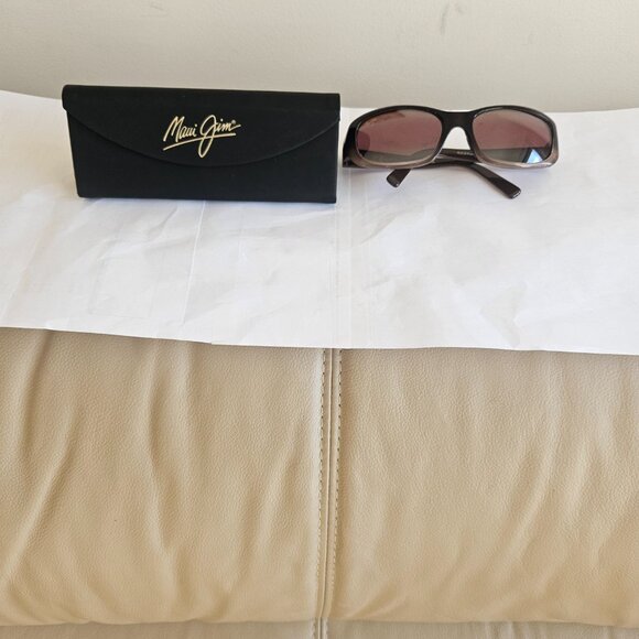 MAUI JIM SUNGLASSES FOR WOMEN PUNCHBOWL MJ219-01 54-17L135 100% MADE IN ITALY CE - Picture 2 of 10